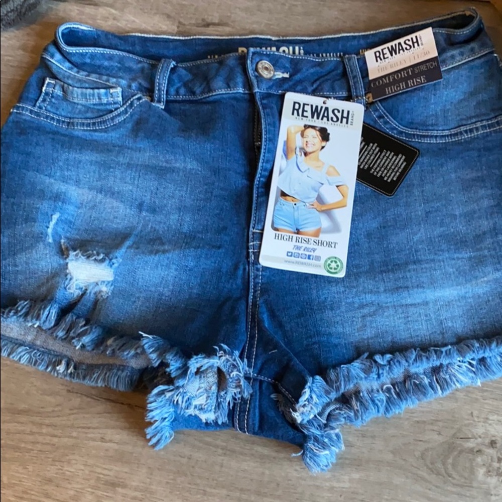 ❌SOLD❌Rewash High Rise Shorts - Picture 2 of 5